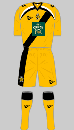 cambridge united october 2009-10 home kit